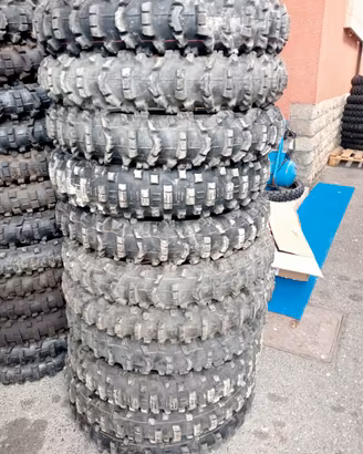 Gomme da enduro usate