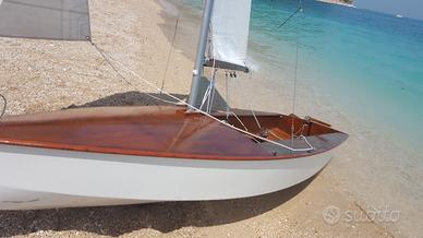 Barca vela Tipsy ( Deriva storica )