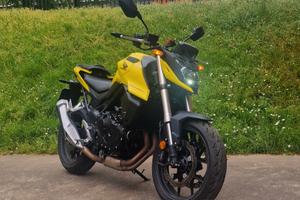 HONDA HORNET CB 750 2025 GARANZIA FINO AL 2032