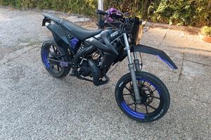 moto rieju mrt 50 2017
