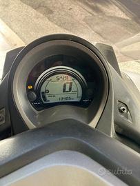 Yamaha Nmax 150cc 2200€