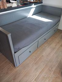 Divano letto Ikea Hemnes