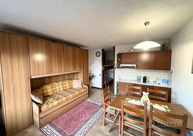 MONOLOCALE A ARTOGNE