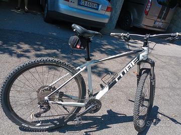 Bicicletta MTB CUBE 29 uomo