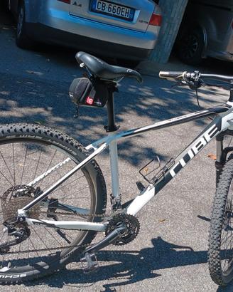 Bicicletta MTB CUBE 29 uomo