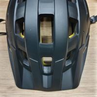 Casco Giant bicicletta