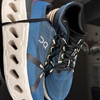 On cloudmax taglia 44