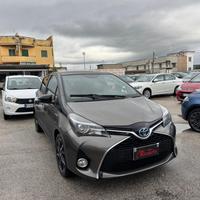 TOYOTA Yaris 1.5 Hybrid 5 porte Trend "Platinum