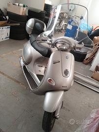 Piaggio Vespa 125 ET4 - 2000