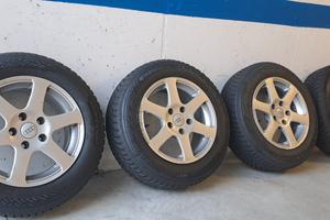 4 gomme invernali Hankook 195/65 R15 + cerchi AUDI