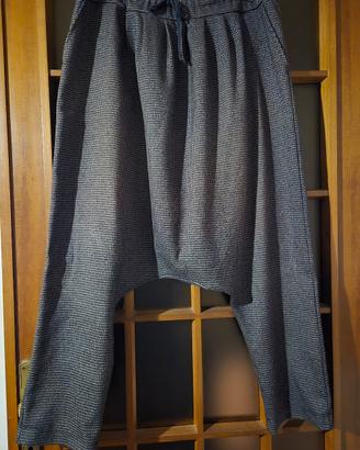 pantaloni 