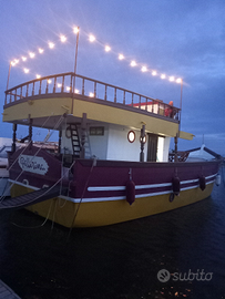 Barca houseboat casa galleggiante