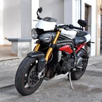 Triumph Speed Triple R 1050