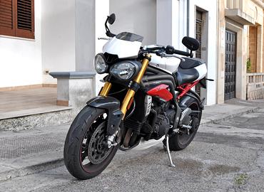 Triumph Speed Triple R 1050
