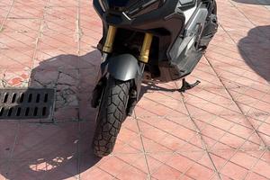 moto XADV