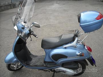 Scooter Dado Motors 125 cc anno 2010 da riavviare