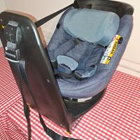 Seggiolino isofix.