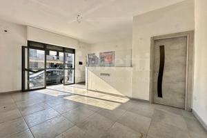 Negozio Marano di Napoli [LF361ACG]