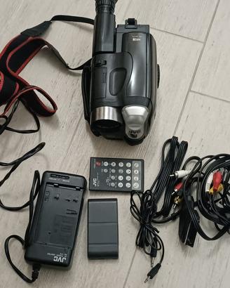 JVC GR-AX470EG TELECAMERA al miglior offerente