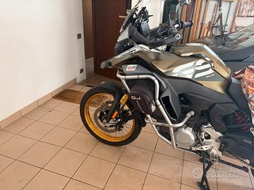 Paramotore e serbatoio