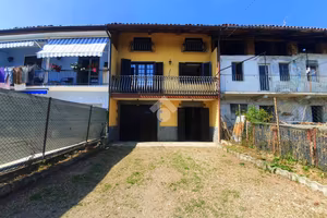 CASA SEMINDIPENDENTE A SAN FRANCESCO AL CAMPO