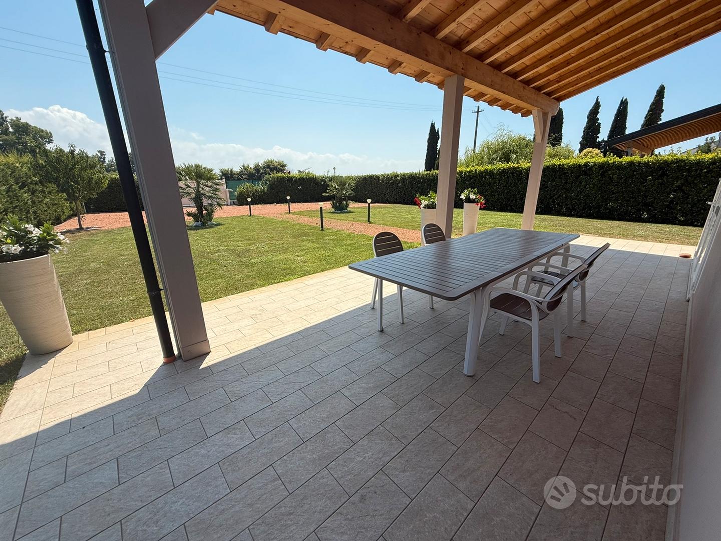 Terreno con immobile - Altro