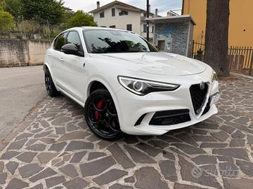 Alfa Romeo Stelvio 2.9 Bi-Turbo V6 510 CV AT8 Quad