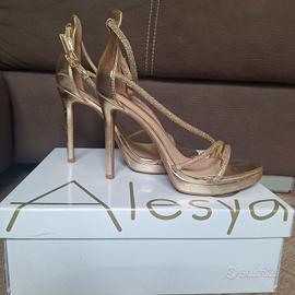 Scarpe col tacco oro, 38