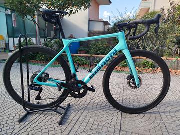 BICICLETTA DA STRADA CAMBIO SHIMANO ULTEG.DI2 NUOV