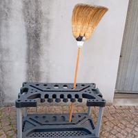 reggi attrezzi e scope 