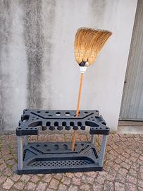 reggi attrezzi e scope 