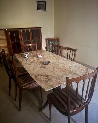 Tavolo salone