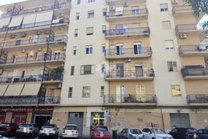 3 LOCALI A SALERNO