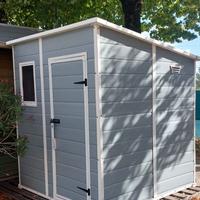 CASETTA IN RESINA MANOR