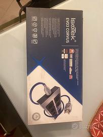 Isotek Corvus a 9 prese individuali cavo Premier