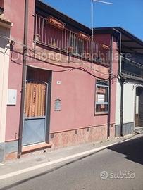 Casa singola su 2 livelli a Presa-Piedimonte Etneo