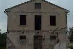 Bellaria casa da ristrutturare mq.700