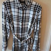 Camicia lunga con cinturino in vita