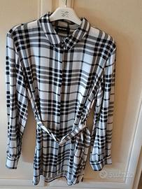 Camicia lunga con cinturino in vita