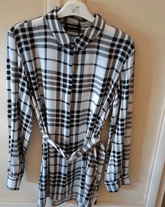 Camicia lunga con cinturino in vita