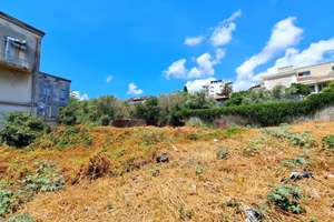Terreno di 1300 m² a Catania