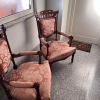 Coppia di poltrone vintage in legno e tessuto