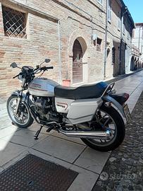 Moto Guzzi v35ii 