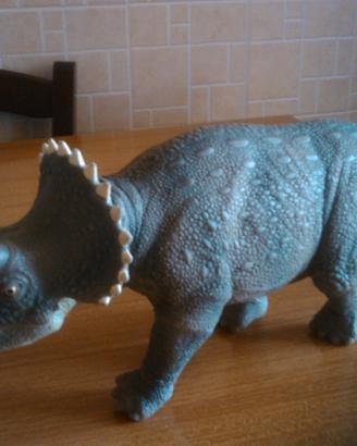 Dinosauri + videogiochi + giochi da tavolo + altro