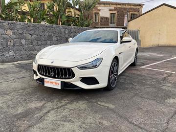 Maserati Ghibli V6 Diesel Gransport