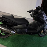 Yamaha tmax