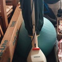 Aspirapolvere folletto