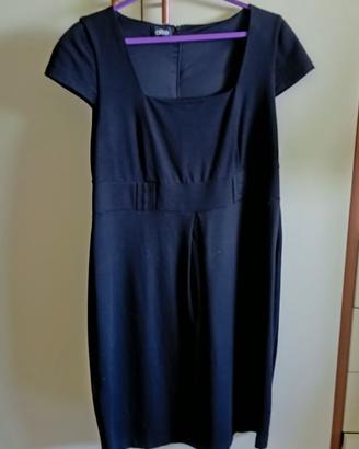 Vestito tubino nero scollo quadrato