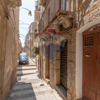 Stabile/Palazzo - Caltagirone