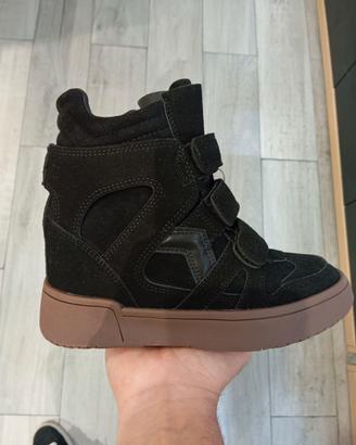 Sneakers donna con zeppa taglia 39